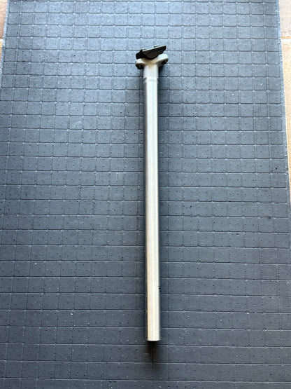 Titanium 27.2mm seat post, 0mm Offset, 460mm